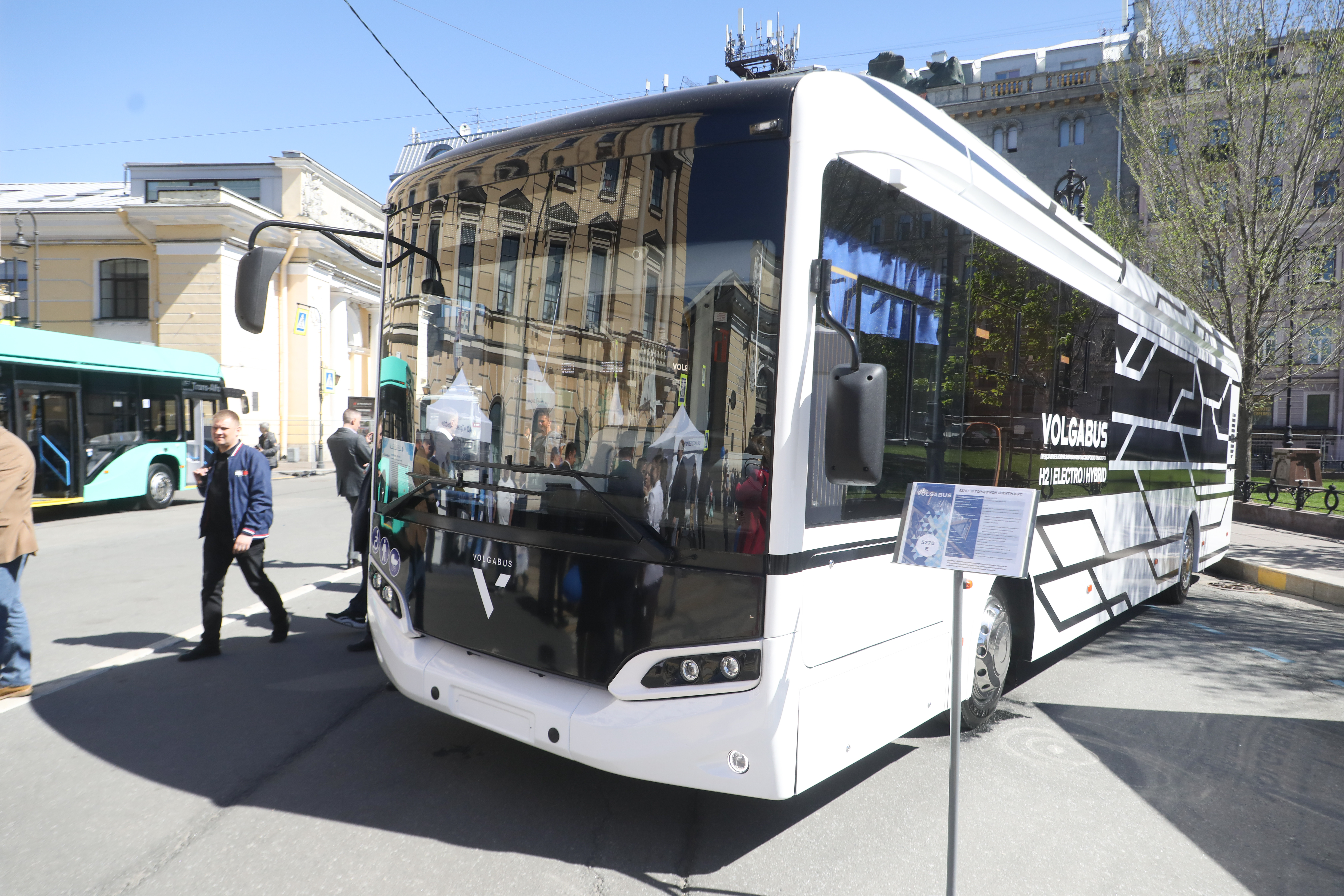 Выставка инновационного транспорта открылась на Манежной площади | Вечёрка