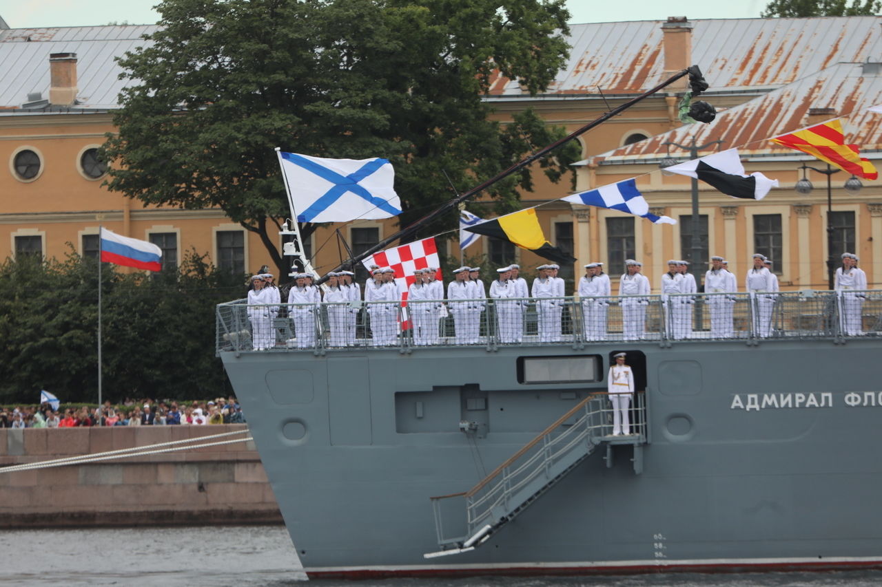 В Главном военно-морском параде в Петербурге примет участие алжирский  корабль | Вечёрка