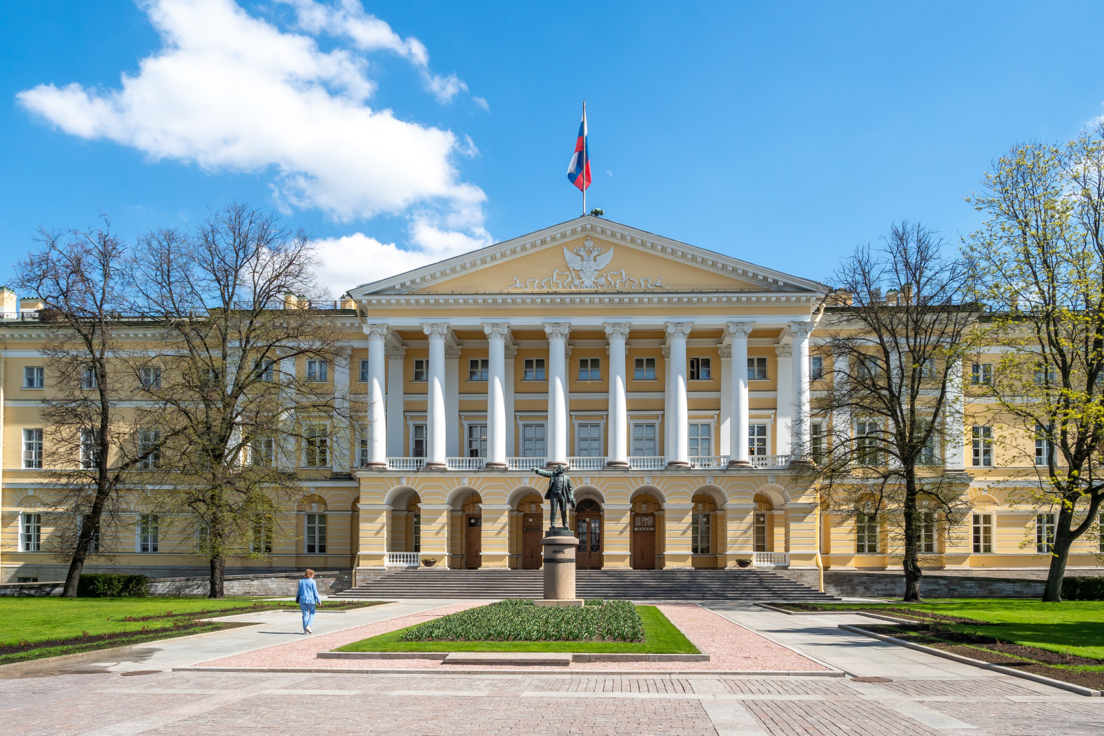 Власти Петербурга могут распустить МО «Литейный округ» | Вечёрка