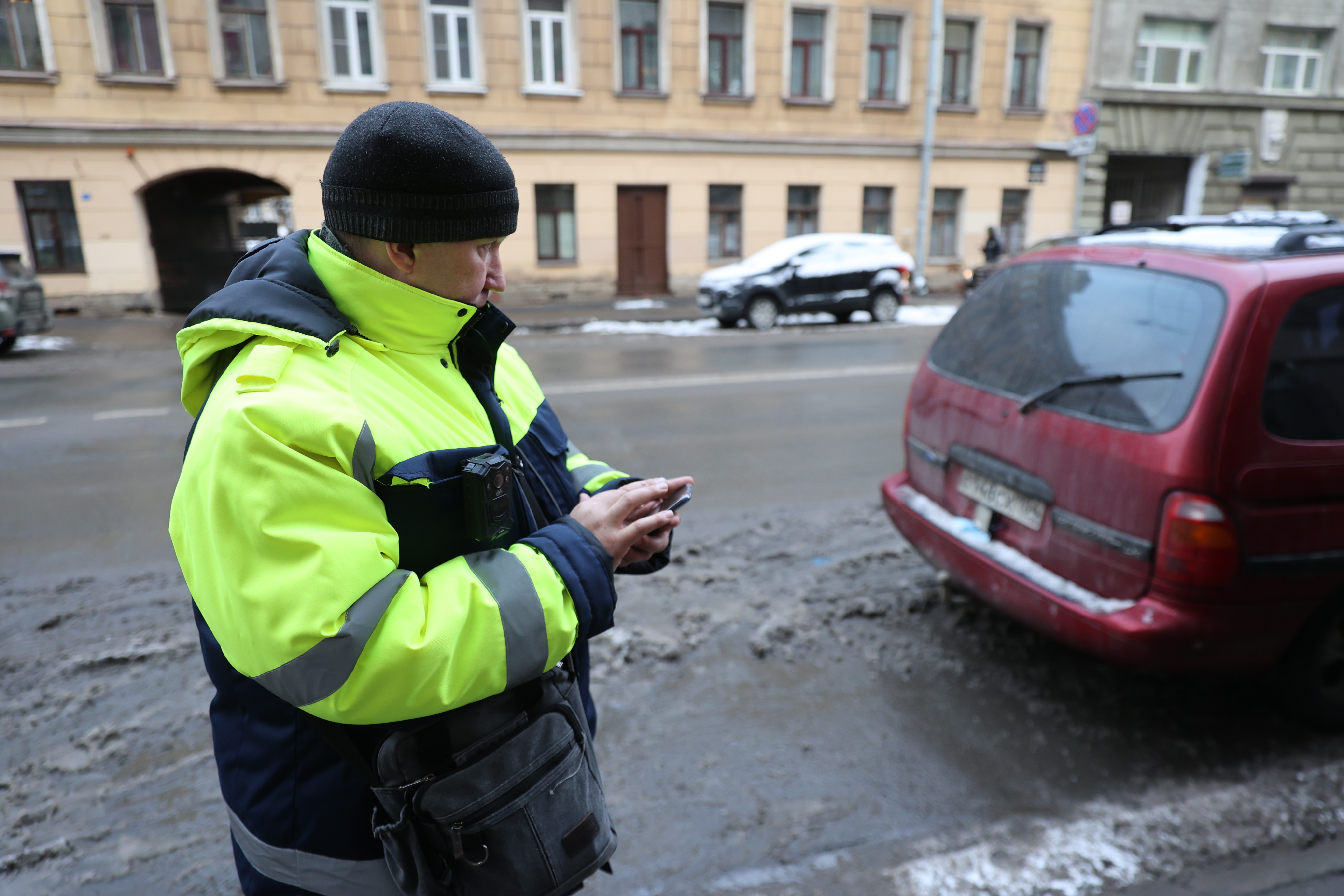 Штрафы за парковку в Петербурге могут стать дешевле | Вечёрка