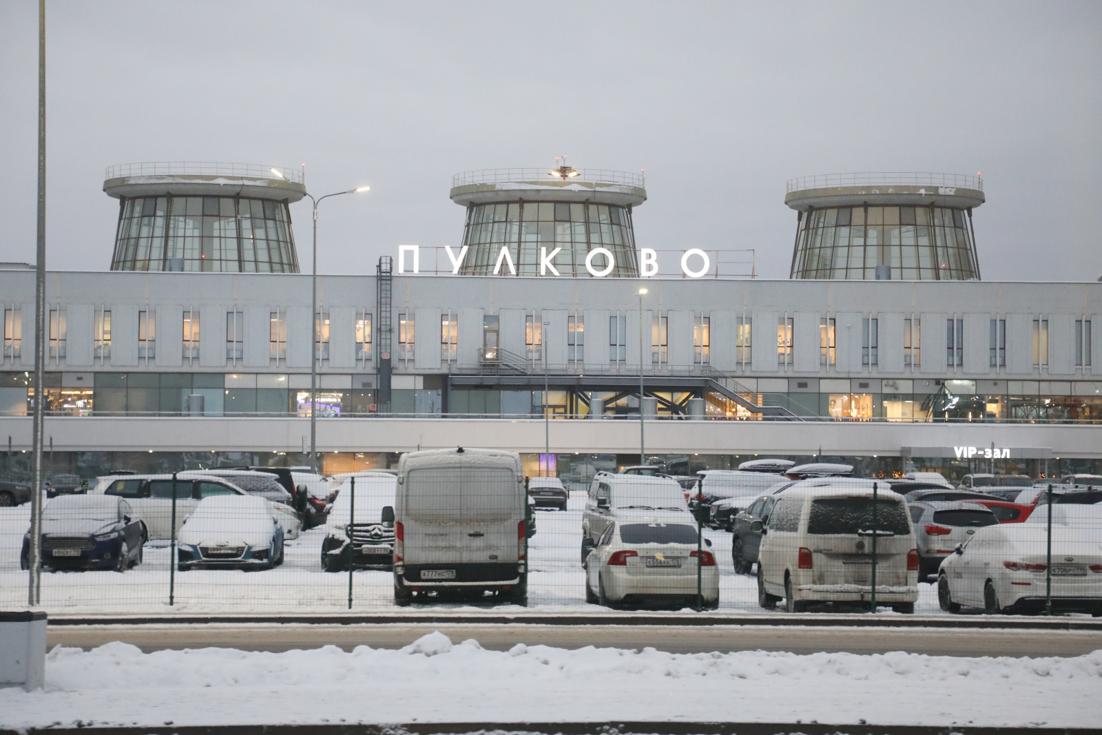 Прокуратура Петербурга заинтересовалась задержкой вылета самолетов из  Петербурга в Нарьян-Мар | Вечёрка