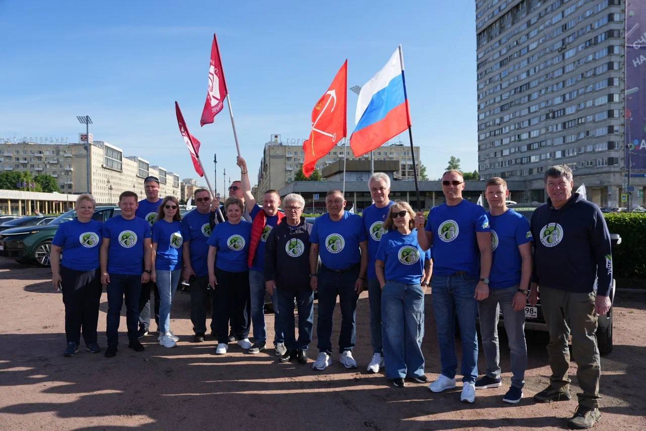 Автопробег «Дорогами Победы» стартовал в Петербурге | Вечёрка