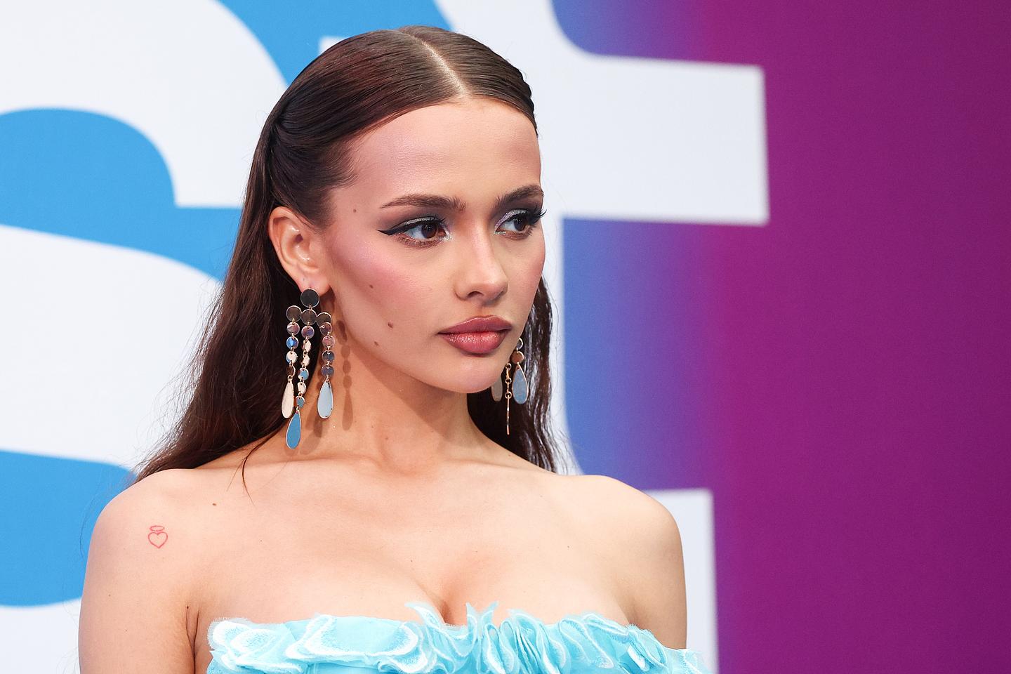 Eng chiroyli jinsiy aloqa Rus fitness murabbiy porno