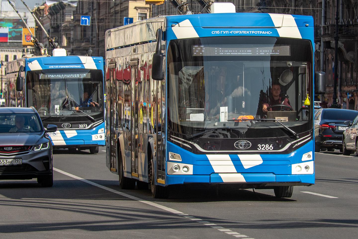 Общественный транспорт и метро Петербурга будут работать всю ночь в период  «Алых парусов» | Вечёрка