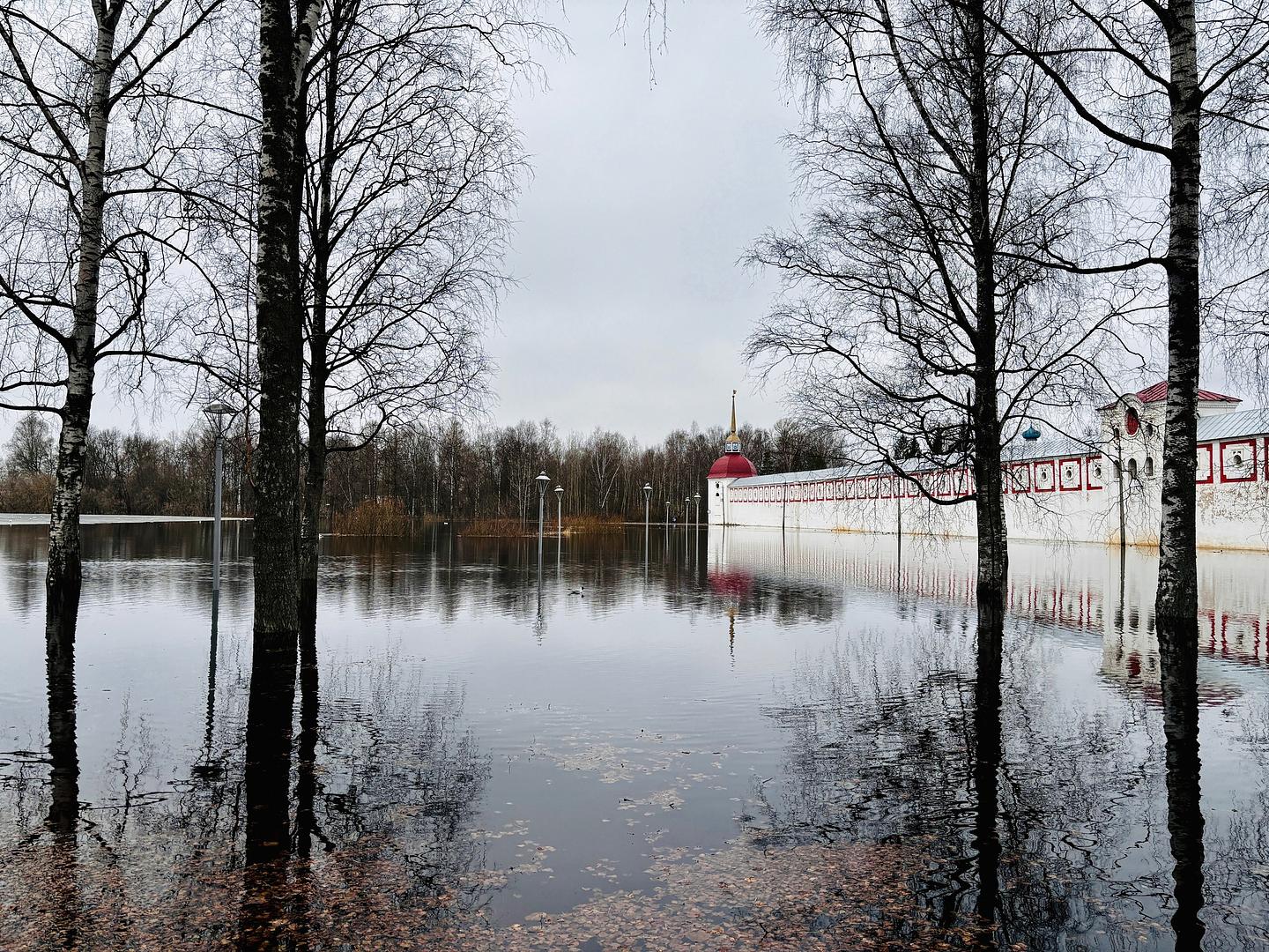 Уровень воды в Тихвине поднялся до 536 см | Вечёрка