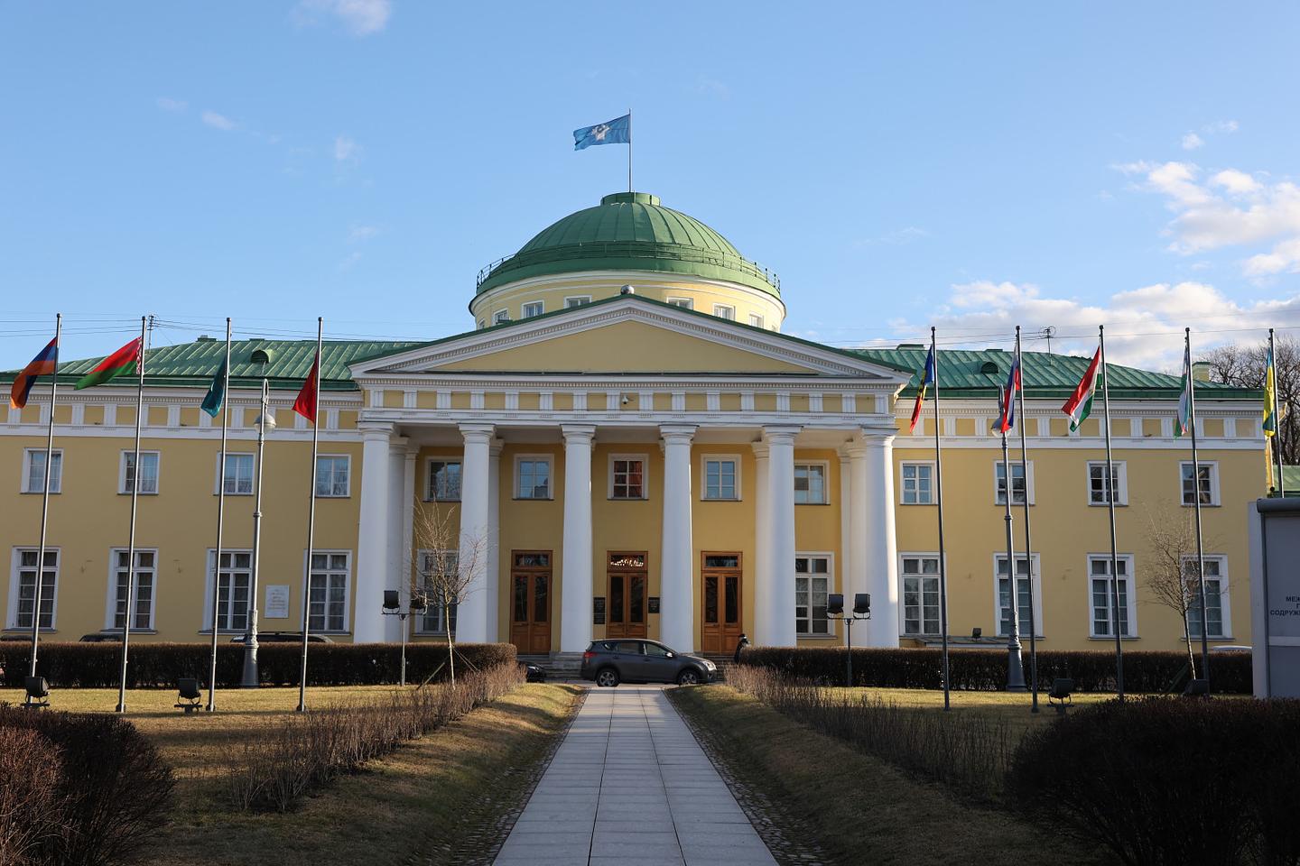 В Петербурге пройдет Х Парламентский форум БРИКС с 11 по 12 июля | Вечёрка